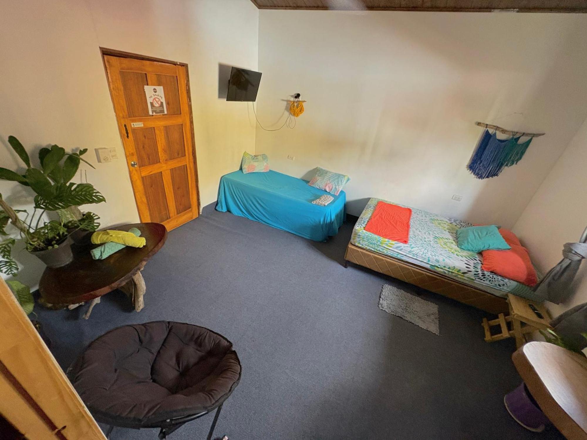 Cheap Hostel Кепос Екстериор снимка
